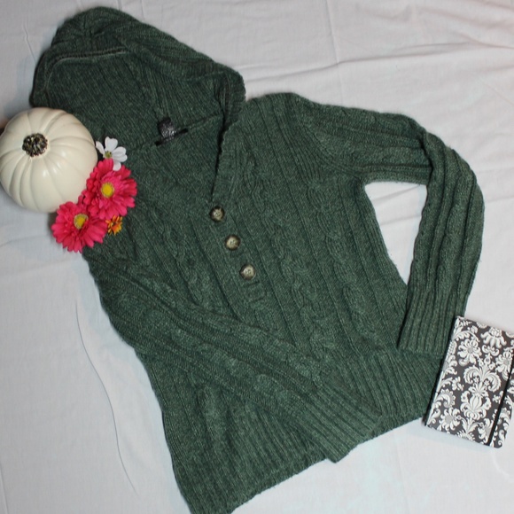 Sweaters - Dark Green Acrylic Button Sweater